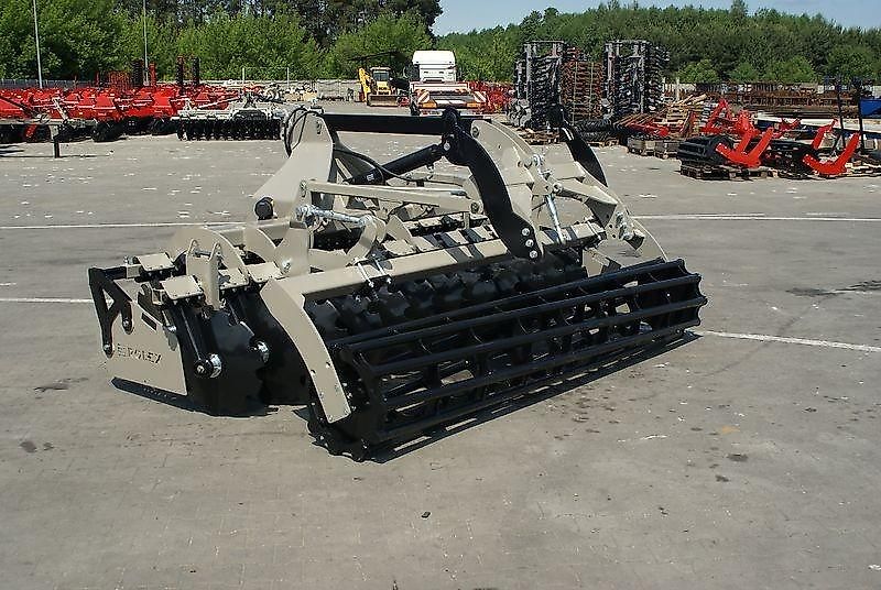 Rolex Scheibenegge / Disc harrow with hydropack / Déchaumeur à disques avec support semoir / Erpice a dischi / Дискова борона с гидропаком 3 m