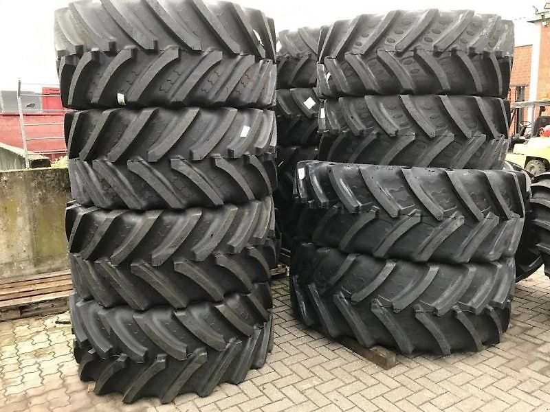 BKT 600/65R28