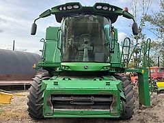 John Deere T660