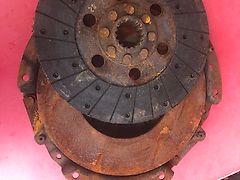 Case IH 431 / 321 Kupplungscheibe mit Druckplatte (Motor)