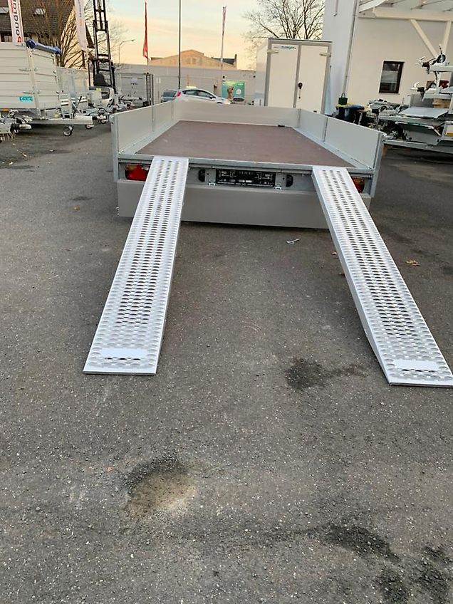 Eduard 3500kg Dreiachs Auffahrschie Seilwinde Ladem.606x220x30 cm