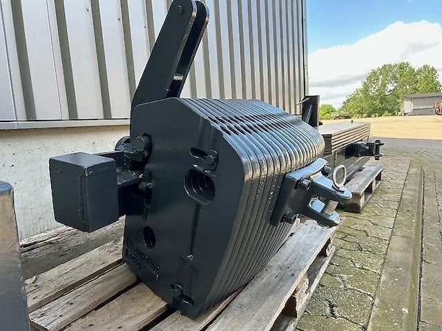 New Holland Frontgewicht Ballastträger New Holland