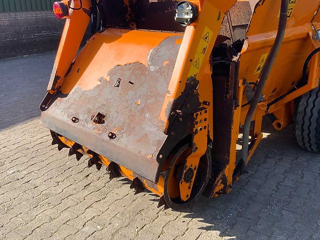 Unifeed TF5.12D