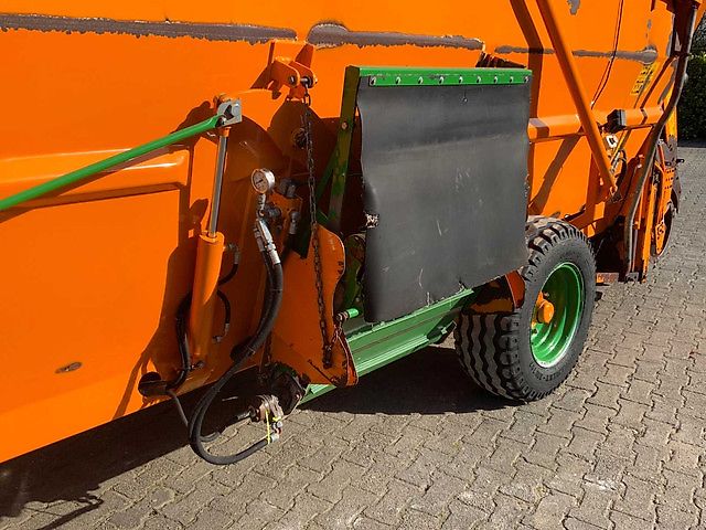 Unifeed TF5.12D