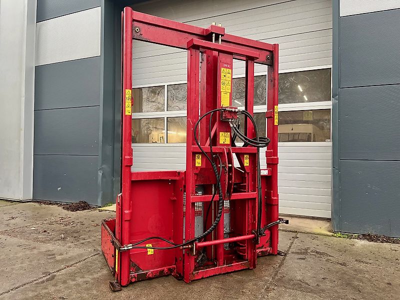 BvL TOPSTAR 170 KUILSNIJDER MET HEFMAST