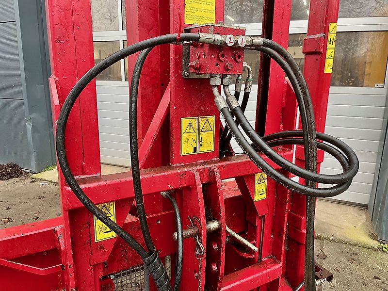 BvL TOPSTAR 170 KUILSNIJDER MET HEFMAST