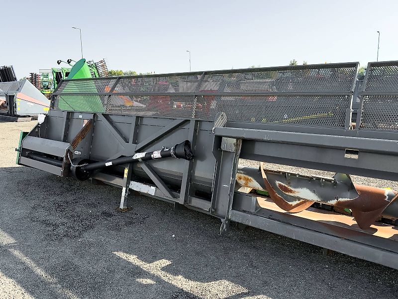 Ziegler Sunflower Champion 12R John Deere 12 row sunflower header, 75 cm row distance, for John Deere S and T combines