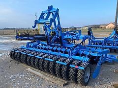 MD AS Scheibenegge mit Hitch und Reifenpackerwalze 2,5 m, 2,7 m, 3,0 m, 4,0 m