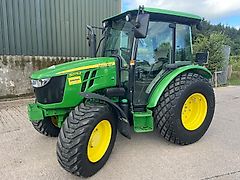 John Deere 5075E