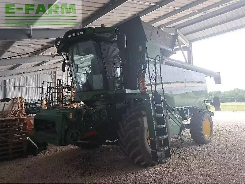 John Deere t660