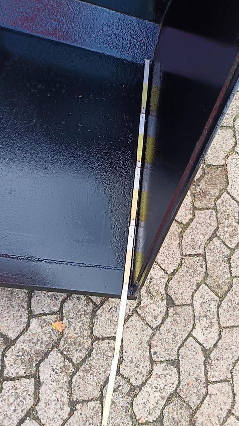 Bressel und Lade Keine Bressel Erdschaufel 245cm Schaufelbreite Schürfleiste Euroaufnahme Euroadapter 2 Mittelstege Schwergutschaufel Ladeschaufel Leichtgutschaufel 245cm Schürfleiste Frabschäden