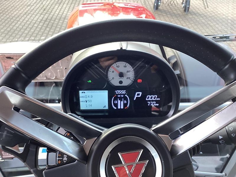 Massey Ferguson 6S.180 Dyna-VT EXCLUSIVE