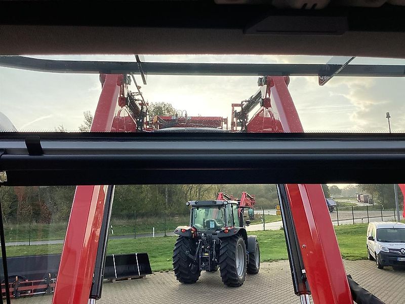 Massey Ferguson 5M.145 F Cab Dyna-4