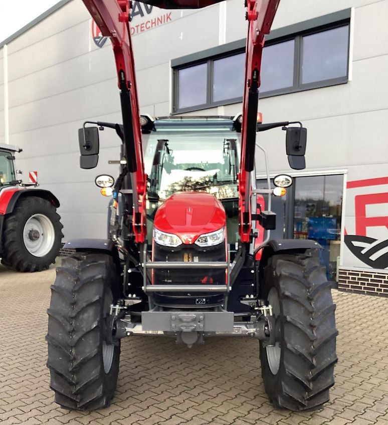 Massey Ferguson 5M.145 F Cab Dyna-4