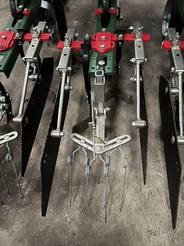 Thyregod TRV 12 rækket