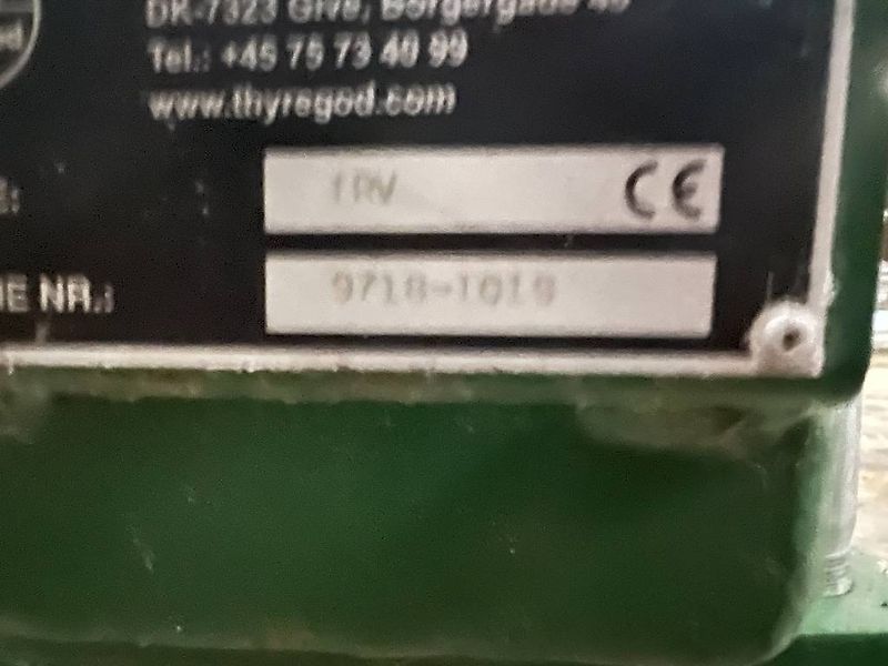 Thyregod TRV 12 rækket