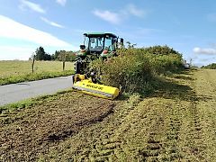 Omarv Böschungsmulcher Seitenmulcher Mulcher Schlegelmulcher