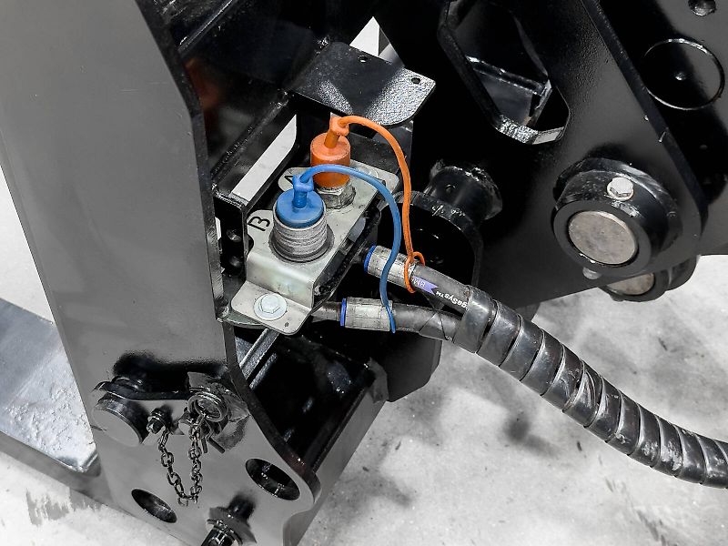 Faresin 9.70 HLS 74 telehandler with 7 ton and 8,8 m capacity, Joystick, pallet fork, bucket, 152 liter pump