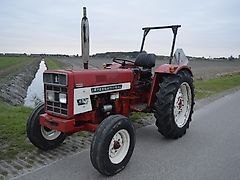 Case IH 453