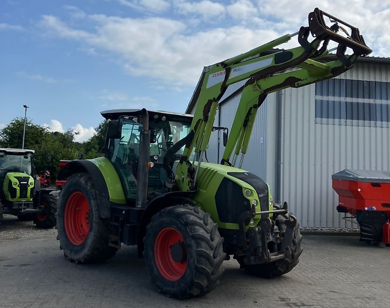 Claas ARION 640 CIS HEXASHIFT