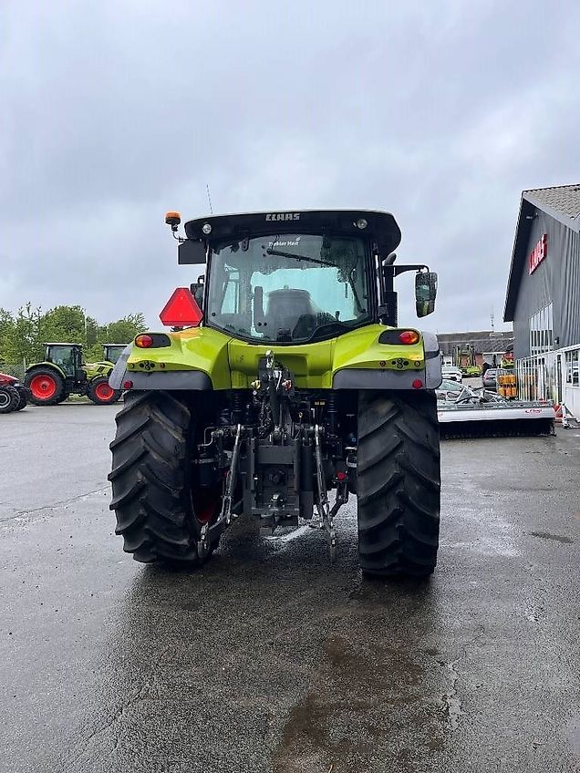 Claas ARION 530 CIS