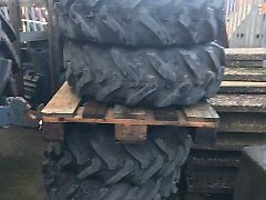 SUNDRIES 4 X ALLIANCE 300X75R18 IND WHEELS