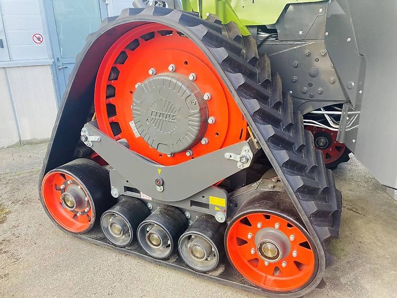 Claas XERION 5000 TRAC TS