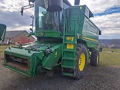 John Deere W650
