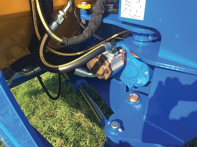 Bomford Arm-maaier KESTREL Evo S VFA ± PROTRIM Klepelmaaier 1.2m