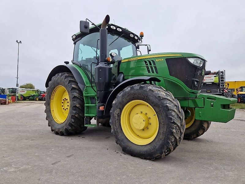 John Deere 6215 R
