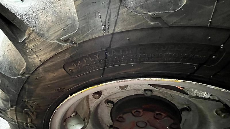 Massey Ferguson 365-4 TURBO