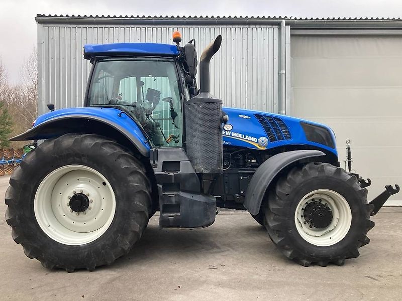 New Holland T 8.320 AC