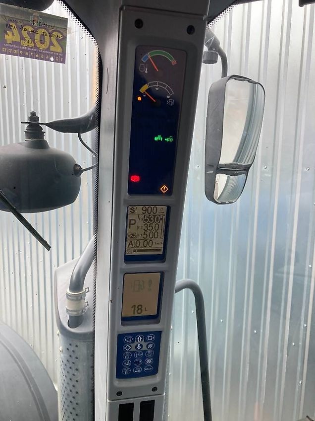 New Holland T 8.320 AC