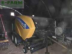 New Holland roll baler 125 combi