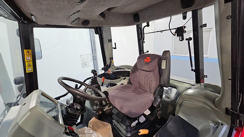 Massey Ferguson 5450 dyna 4