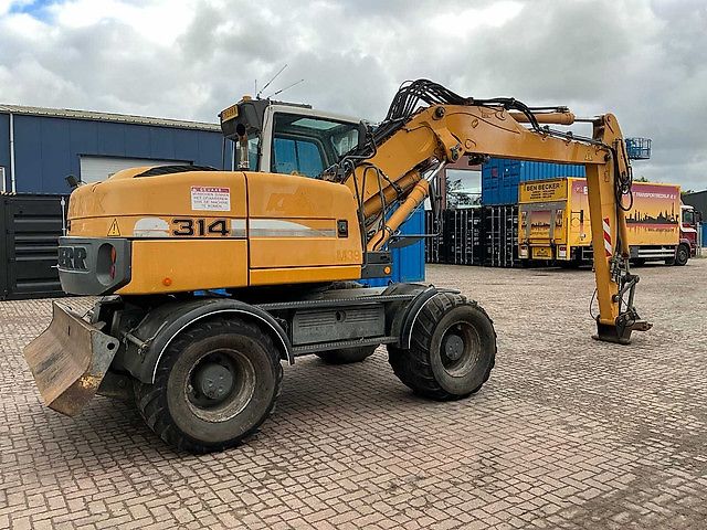 Liebherr A314