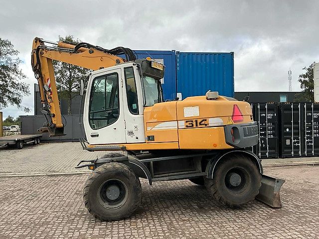 Liebherr A314