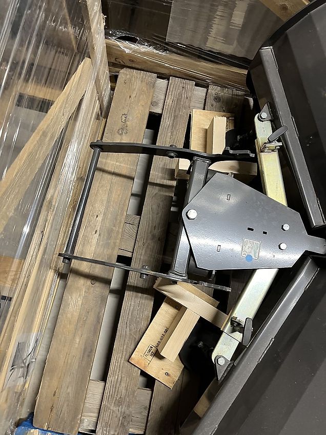 Husqvarna V-Schild für 418 / 422 / 524 Serie Rider