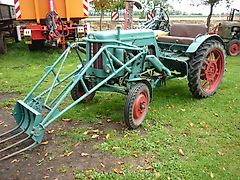 Hanomag R 12