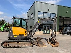 Volvo ECR50D Digger (ST24450)
