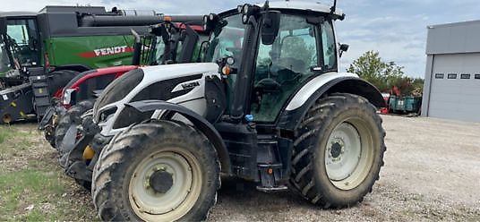 Valtra N135D