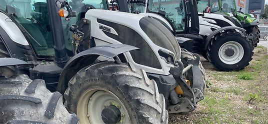Valtra N135D