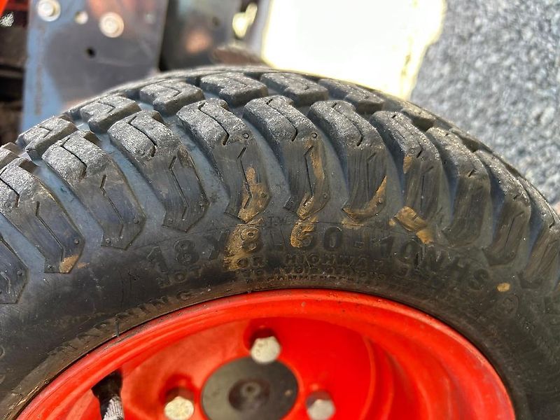 Kubota BX231+EK+KAUHA