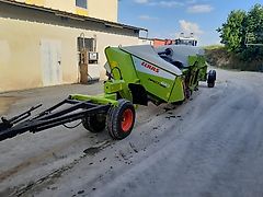 Claas Direct Disc 610 mit Transportwagen