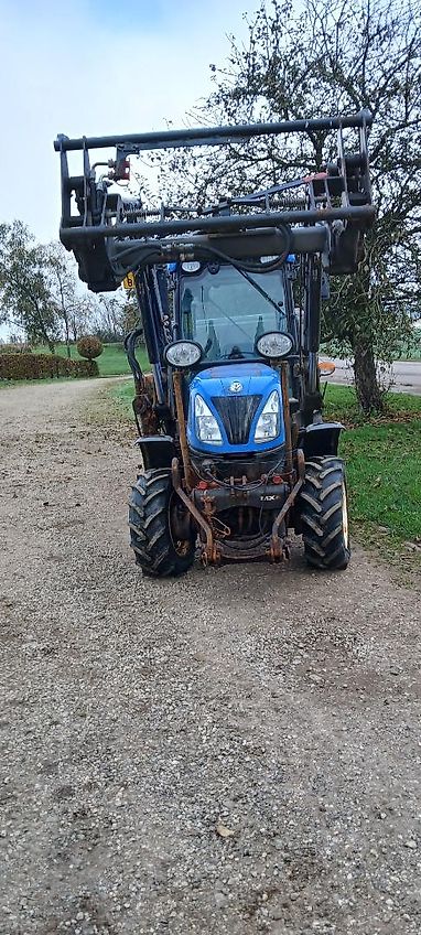 New Holland T 4.65 V