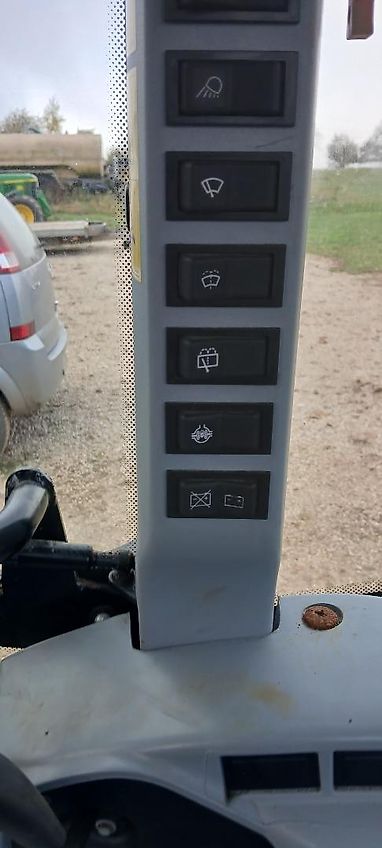 New Holland T 4.65 V