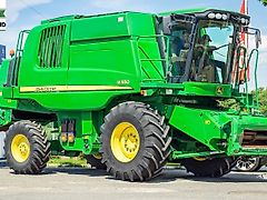 John Deere W 550 - 2981 h - 5,5 M - 2011 ROK