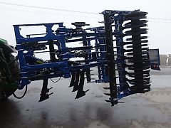 Rolmako Multi purpose subsoiler 4 m 12 dents