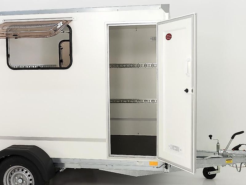 Blyss Kofferanhänger 146x304cm Höhe:180 1,3t|Rampe|Tür|2 Fenster