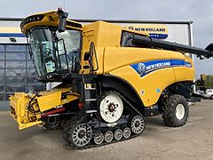 New Holland CX8.80Raupe